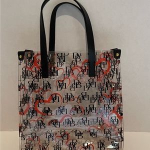 Dooney & Bourke lunch bag
